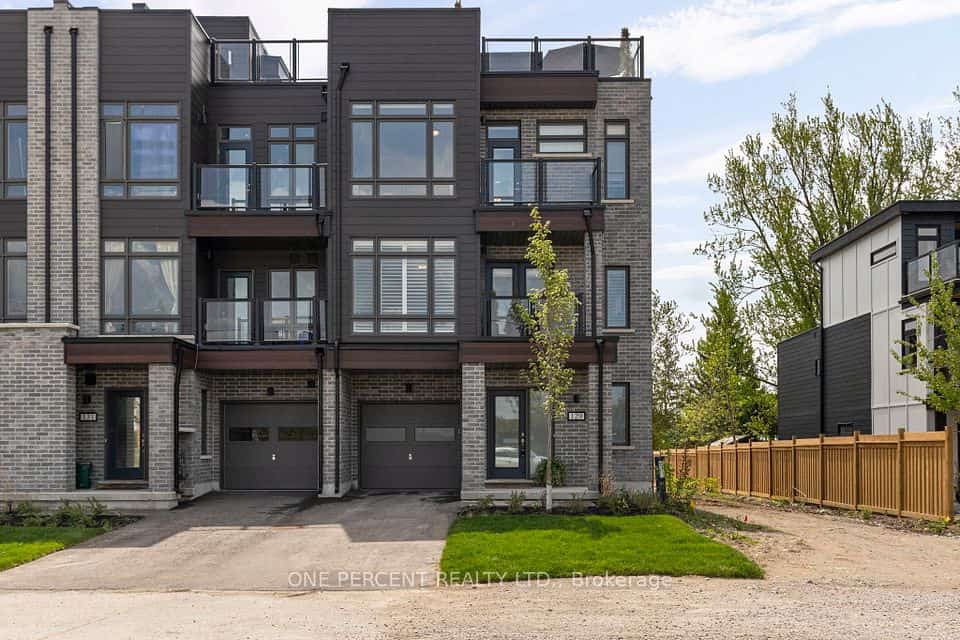 129 Colborne Street E, Orillia, ON L3V 8P6