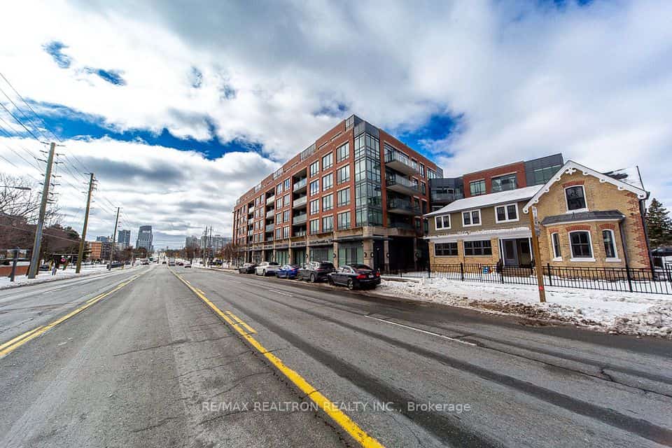 7608 Yonge Street #624, Vaughan, ON L4J 0J5