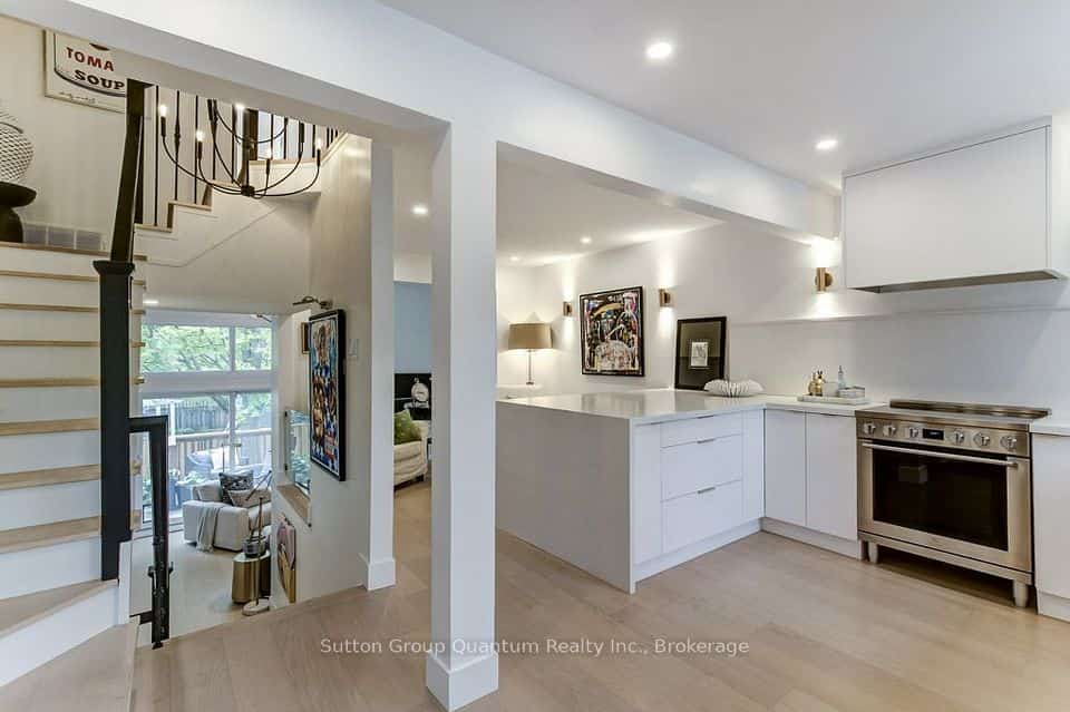 1357 Ontario Street #27, Burlington, ON L7S 1E9
