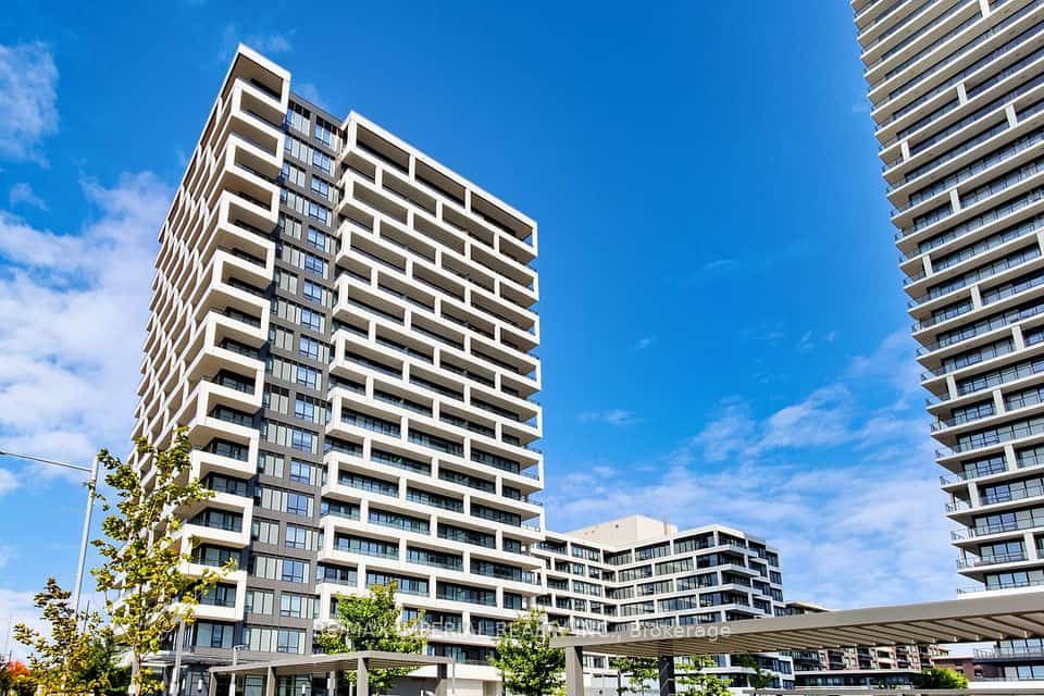38 Water Walk Drive #910, Markham, ON L3R 6M8