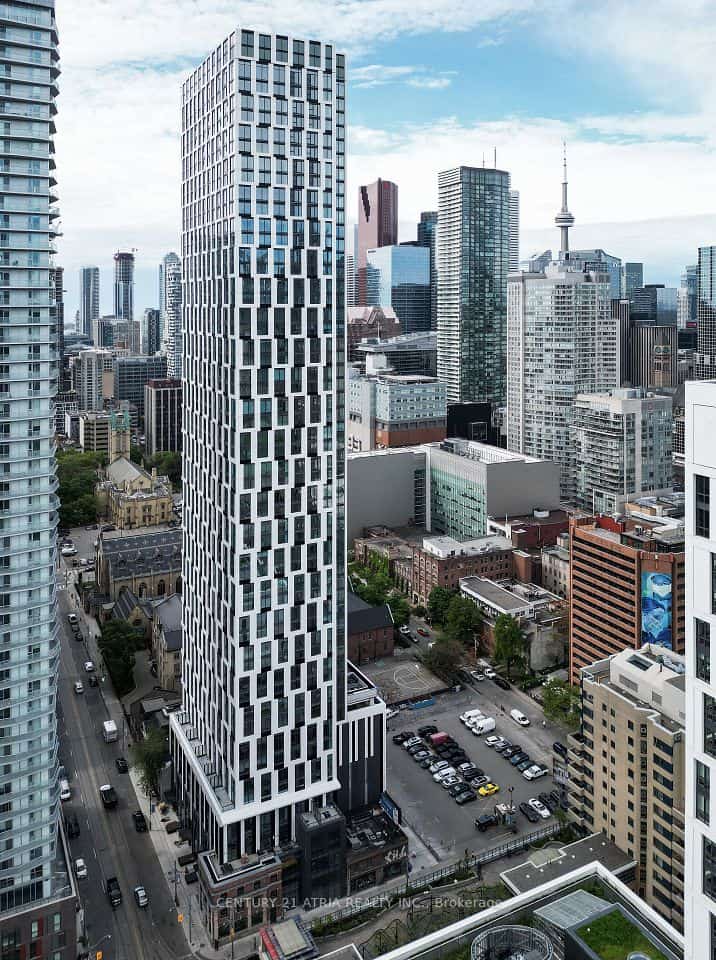 252 Church Street #2303, Toronto, ON M5B 0E6