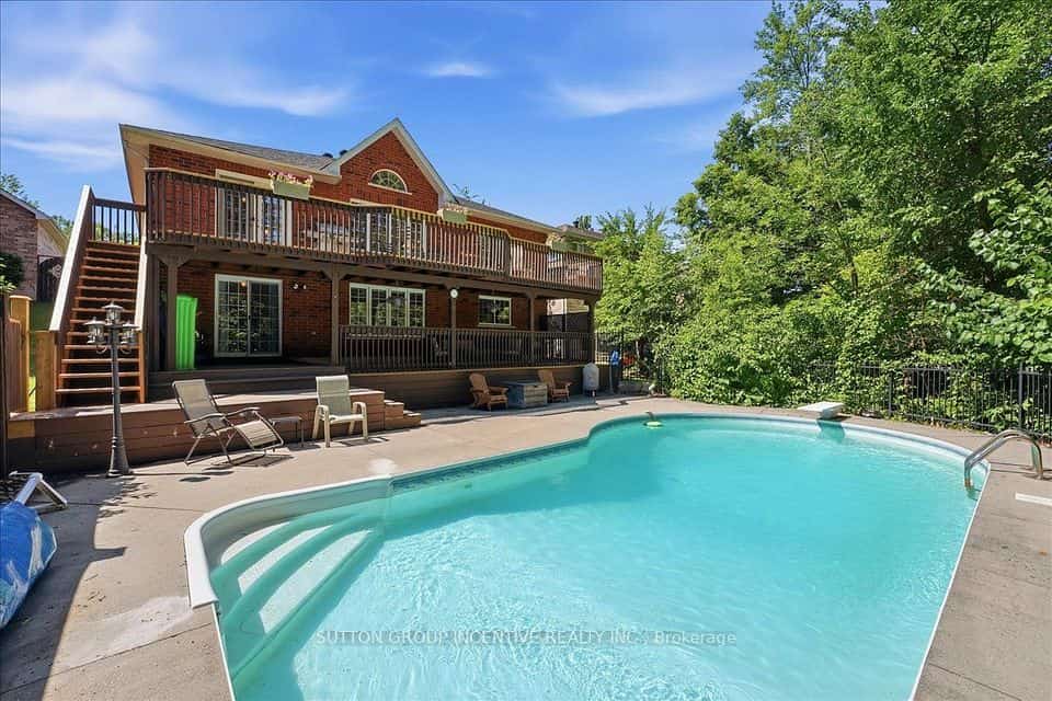 200 Cumming Drive, Barrie, ON L4N 0C9