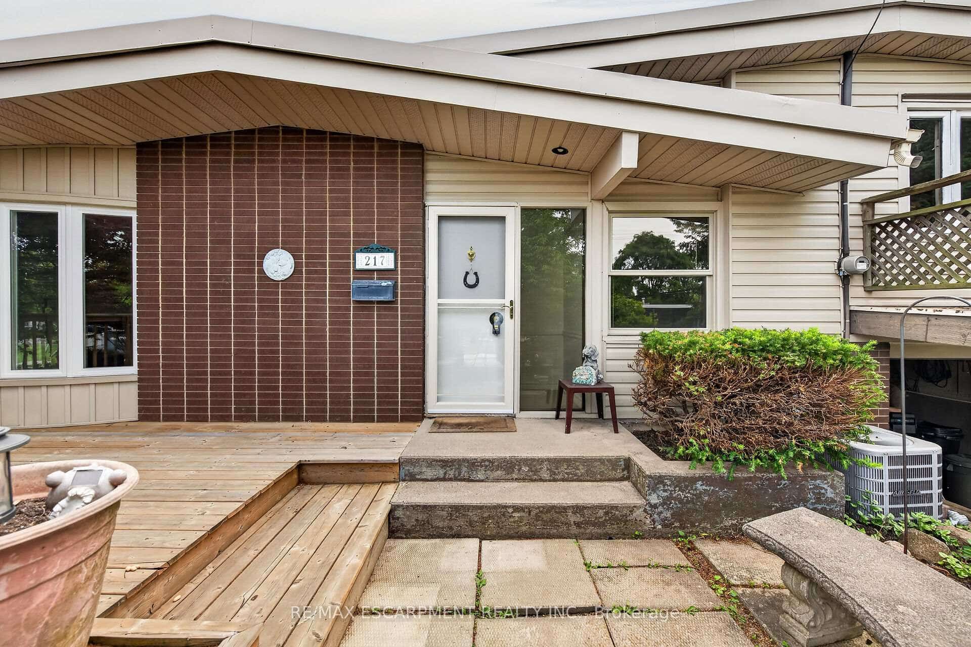217 West 15th Street, Hamilton, ON L9C 4B4