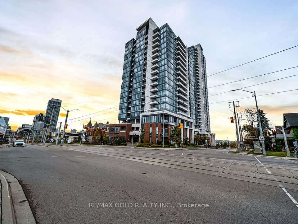 5 Wellington Street #1405, Kitchener, ON N2G 0E3