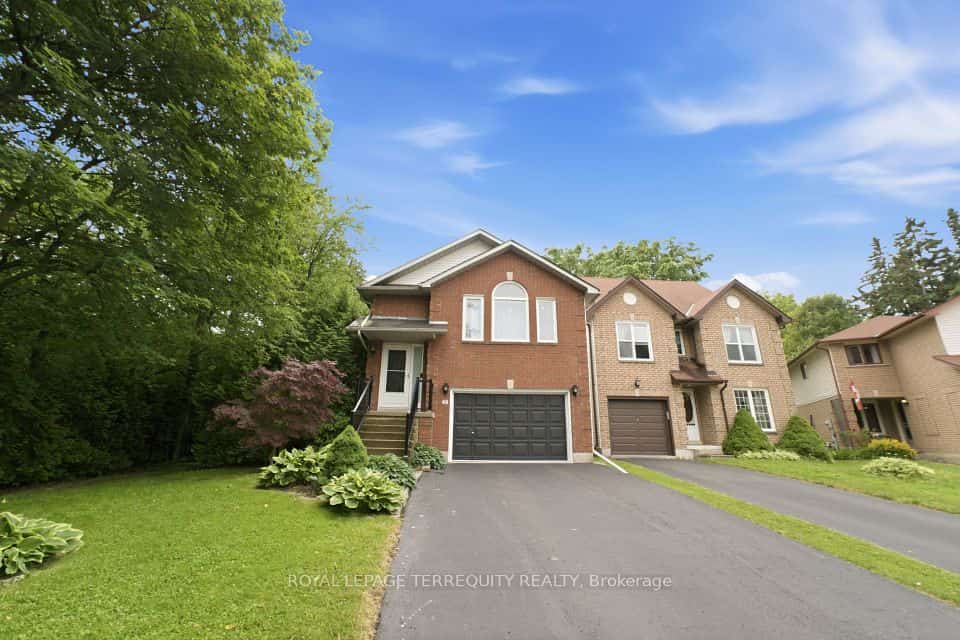 48 Borland Court, Clarington, ON L1C 4T6