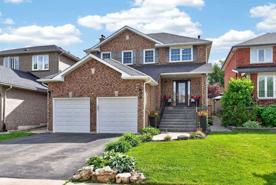 119 Boulding Avenue, Hamilton, ON L8B 0M2