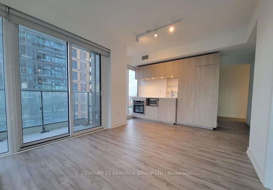77 Shuter Street #1810, Toronto, ON M5B 0B8