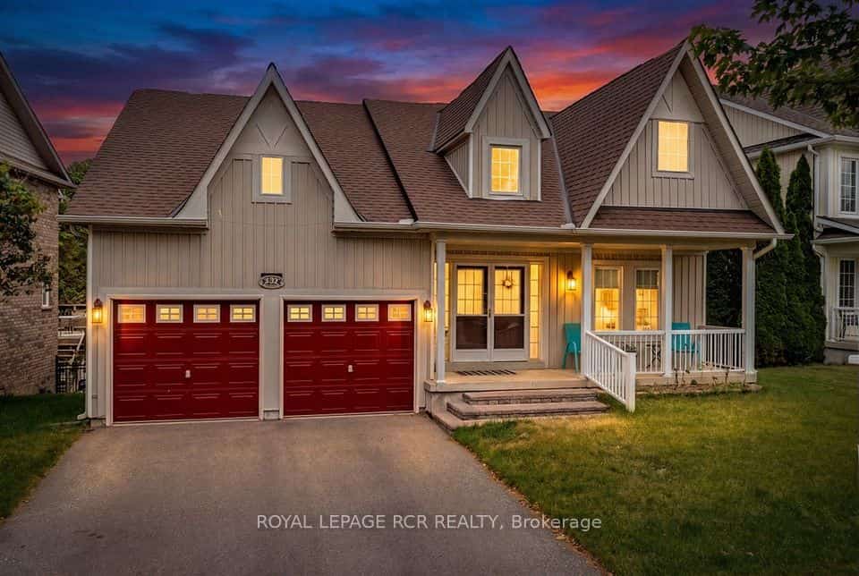 332 King Street, East Gwillimbury, ON L0G 1M0