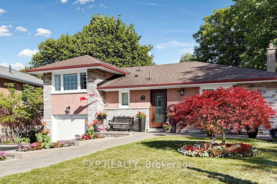 77 Letchworth Crescent, Toronto, ON M3M 1Z1