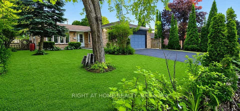 941 Victoria Street, Midland, ON L4R 1B7