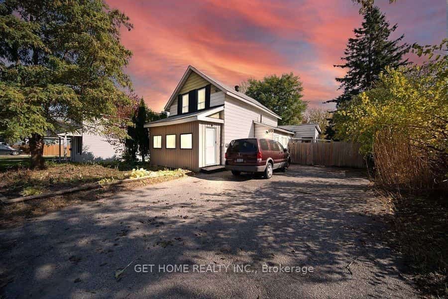 173 Barrie Road, Orillia, ON L3V 2P6