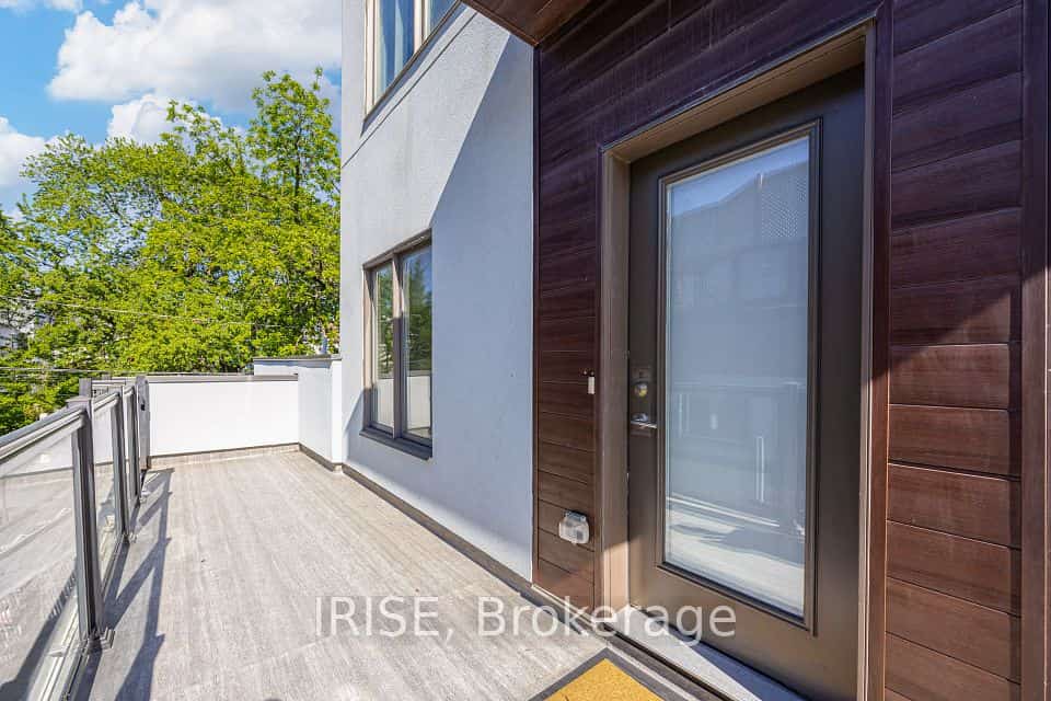 169 Jones Avenue #12, Toronto, ON M4M 3A2