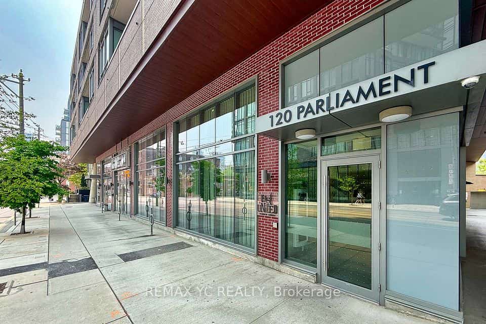 120 Parliament Street #1710, Toronto, ON M5A 2Y8