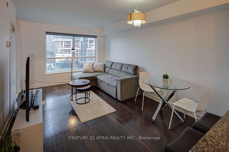 8 Trent Avenue #503, Toronto, ON M4C 0A6