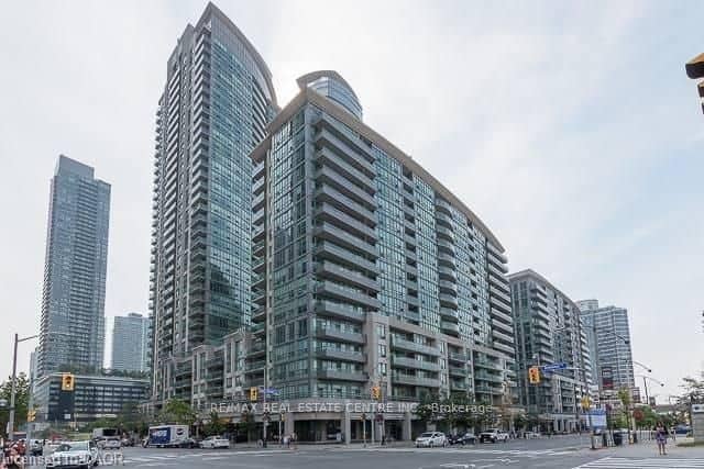 51 Lower Simcoe Street, Toronto