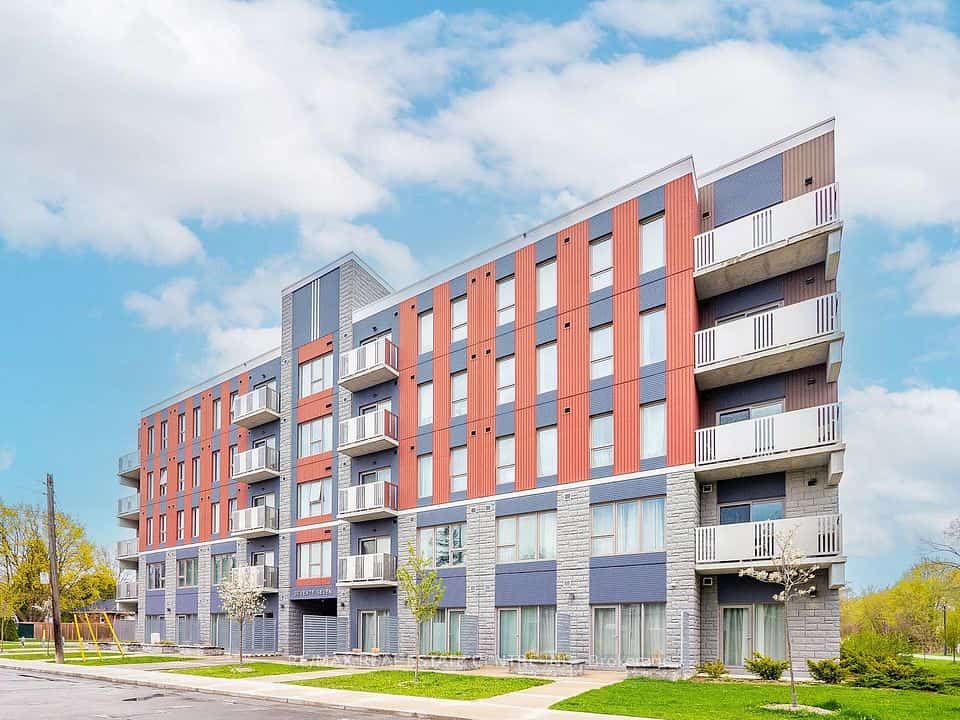 77 Leland Street #208, Hamilton, ON L8S 3A1