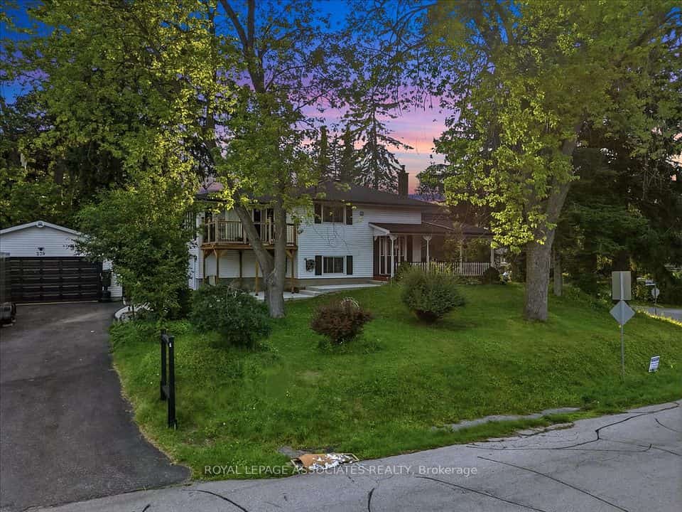 239 Island Road, Toronto, ON M1C 2R1