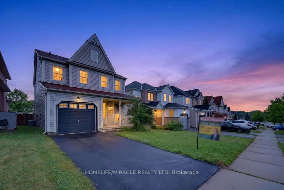 1306 Whitelaw Avenue, Oshawa, ON L1K 0M6