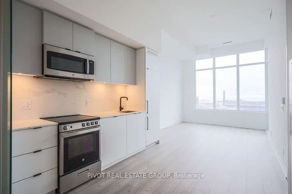 285 Dufferin Street #715, Toronto, ON M6K 0J2