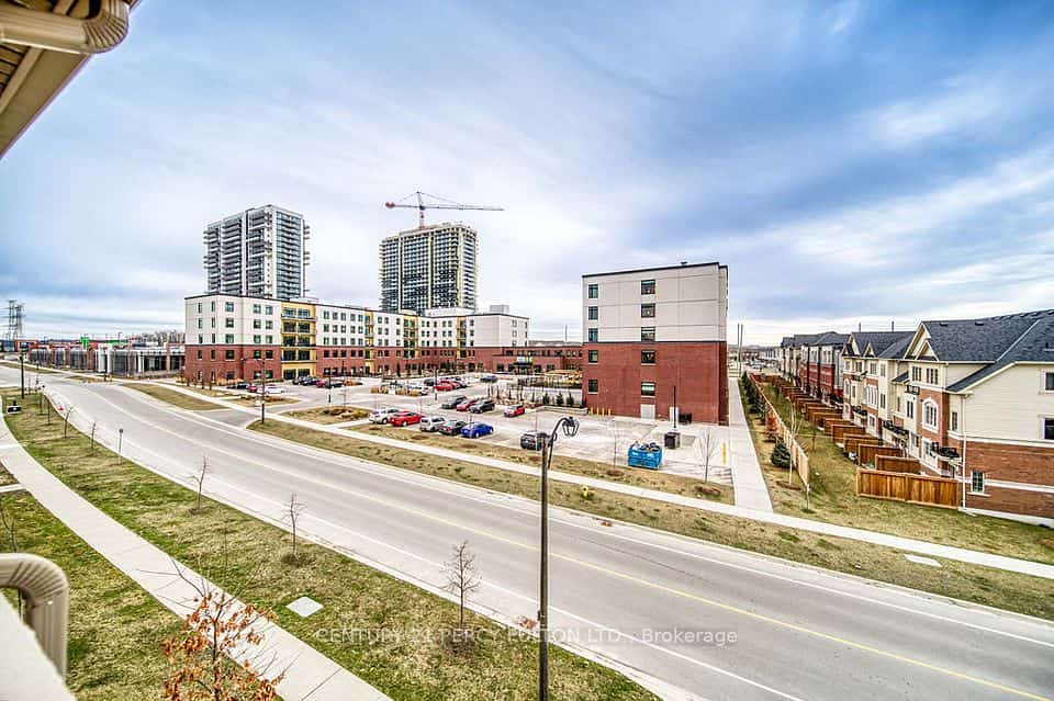 80 Sarita Path #125, Oshawa, ON L1L 0K7