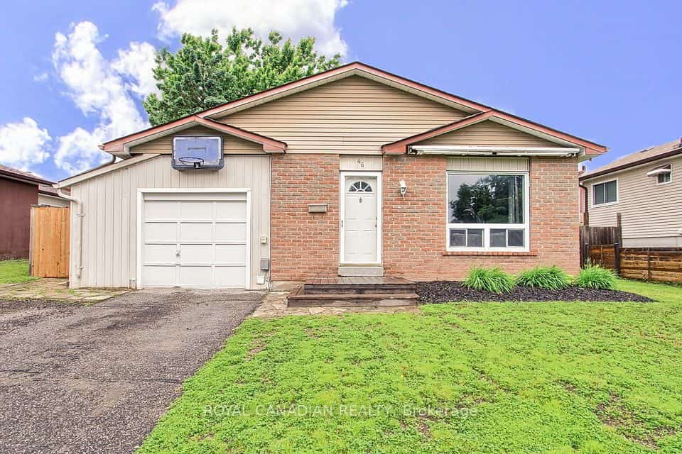 46 Austen Lane, Barrie, ON L4N 5C7
