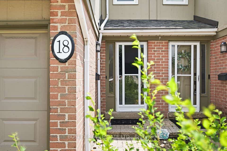 3079 Fifth Line W #18, Mississauga, ON L5L 3T1