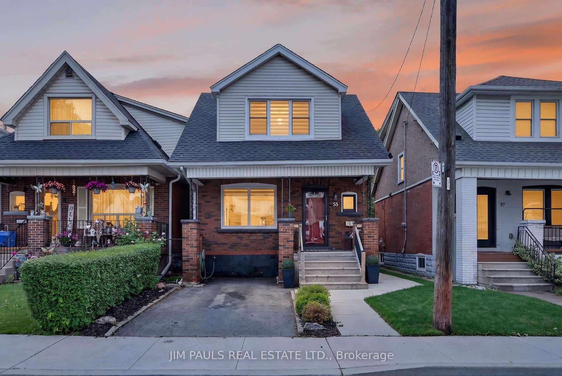 55 Cameron Avenue N, Hamilton, ON L8H 4Z1