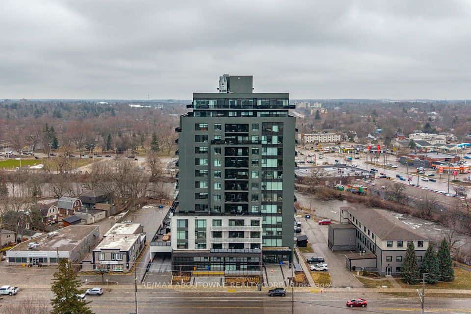 71 Wyndham Street S #506, Guelph, ON N1E 0T7