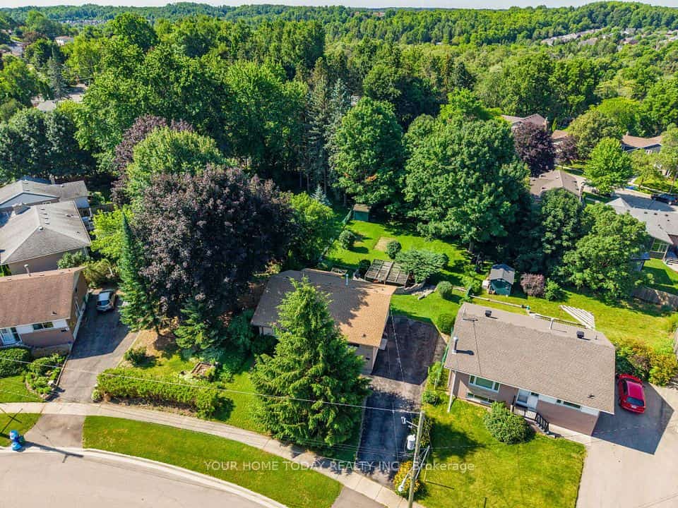 5 Lane Court, Halton Hills, ON L7G 1S4