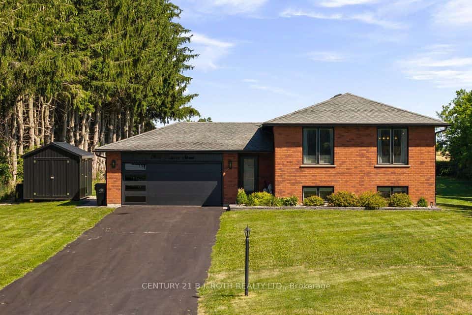 1908 10th Line, Innisfil, ON L9S 3P4