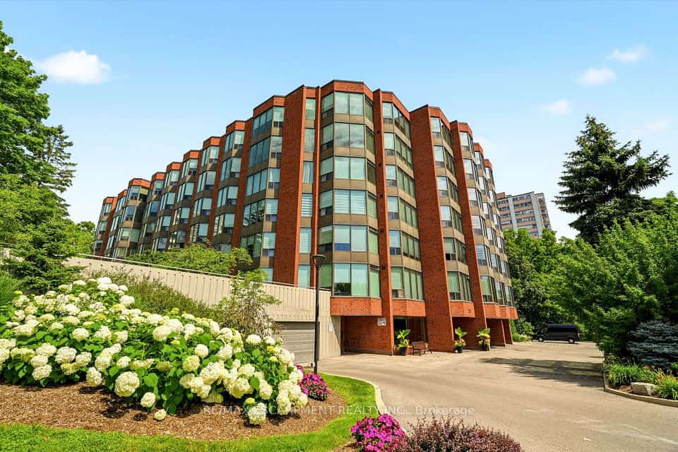 2121 Lakeshore Road #507, Burlington, ON L7R 1C9