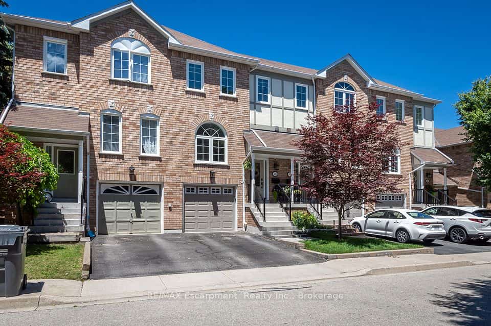 2350 Britannia Road W #46, Mississauga, ON L5M 6A7