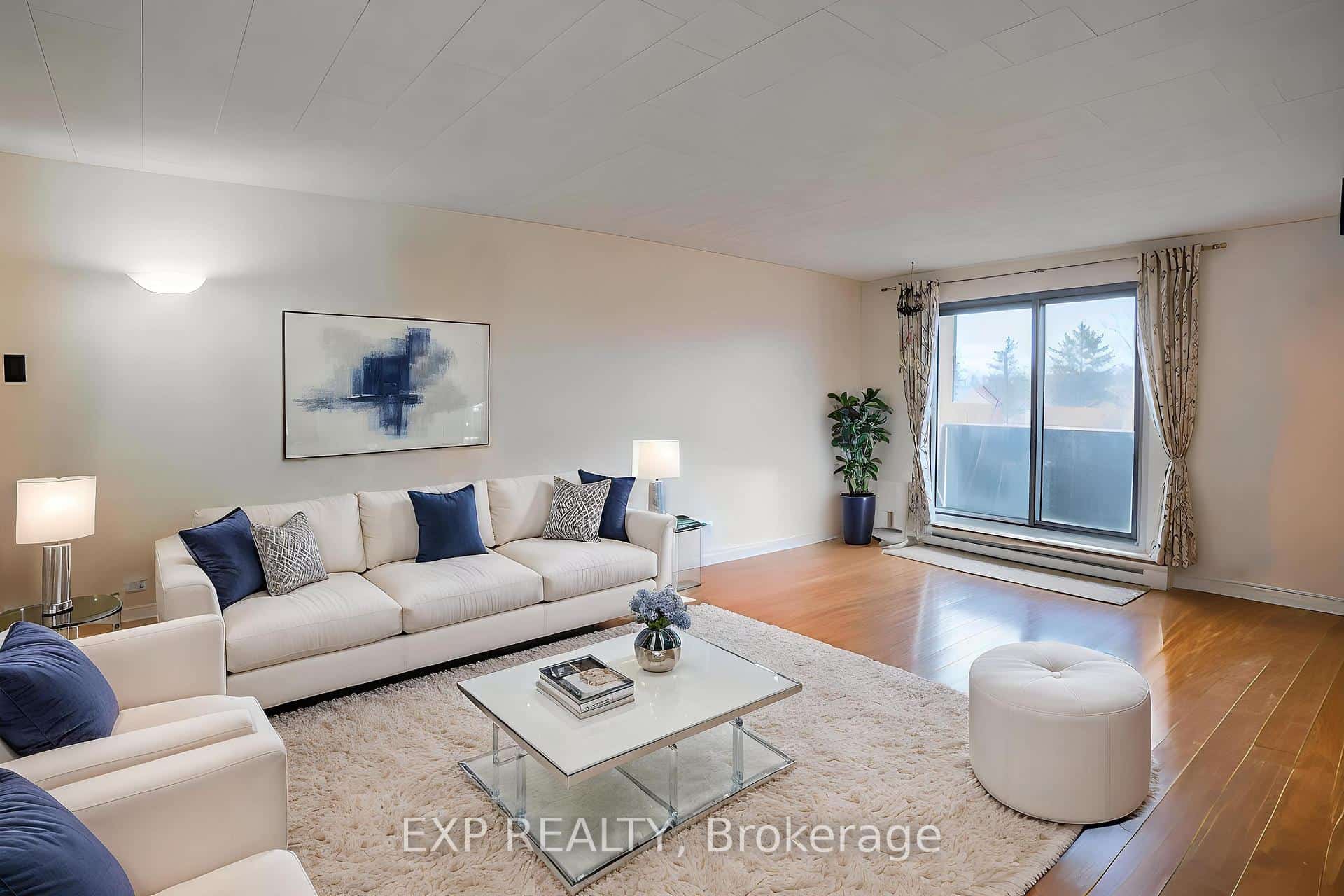 29 West Avenue W #302, Kitchener, ON N2M 5E4