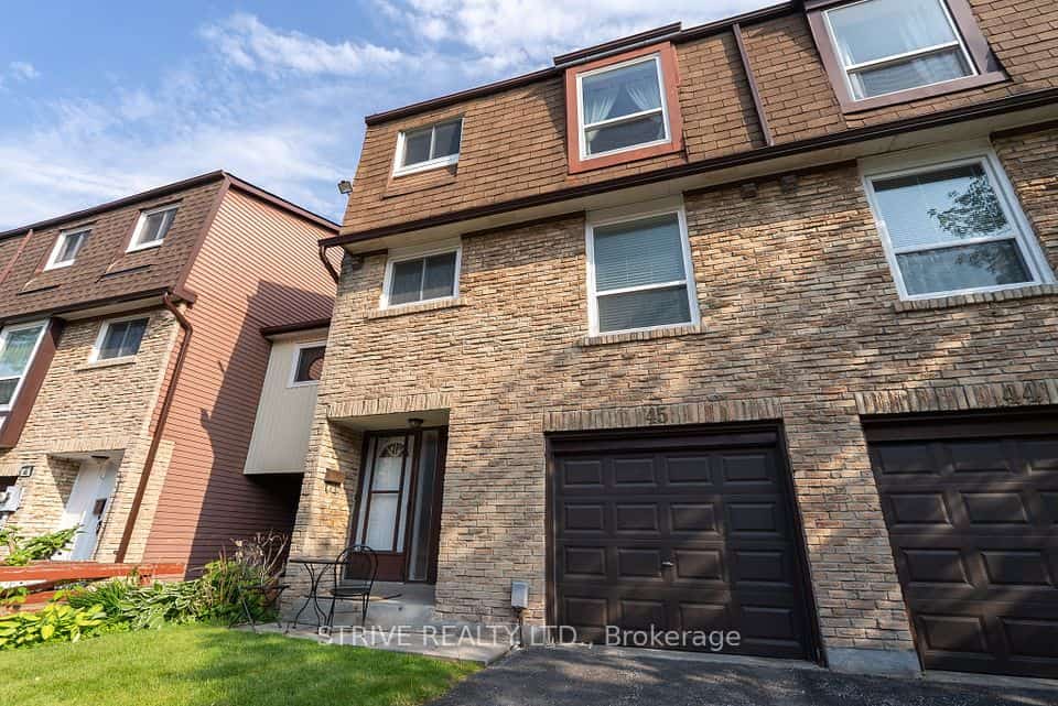 222 Pearson Street #45, Oshawa, ON L1G 7C6