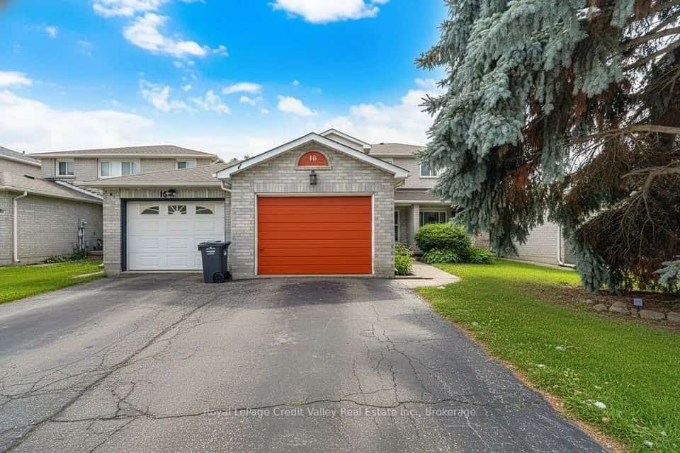 18 Silverstream Road, Brampton, ON L6Z 3W5