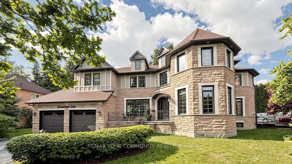 25 Guinevere Court, Richmond Hill, ON L4C 0P7