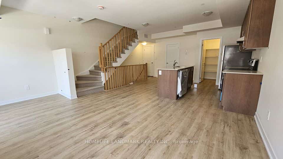755 Omega Drive #207, Pickering, ON L1V 0H1