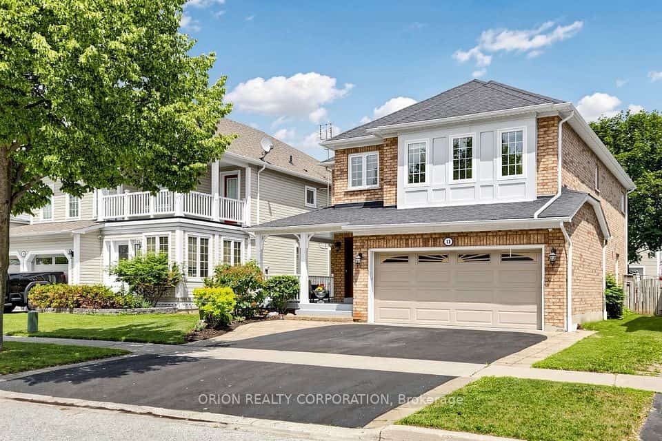 11 Davey Street, Ajax, ON L1Z 1K8