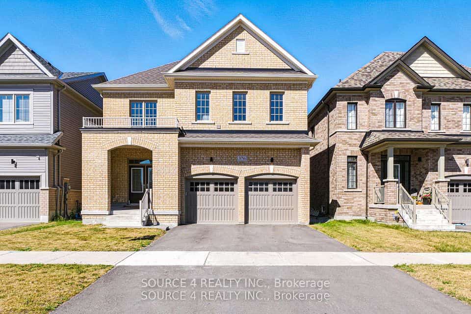 376 Danny Wheeler Boulevard, Georgina, ON L4P 0K2