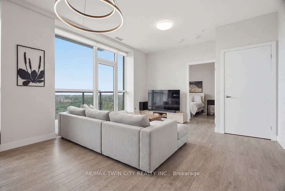 100 Garment Street #1608, Kitchener, ON N2G 0C3