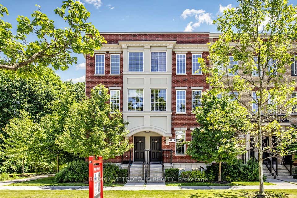 4715 Kingston Road #2, Toronto, ON M1E 2R1