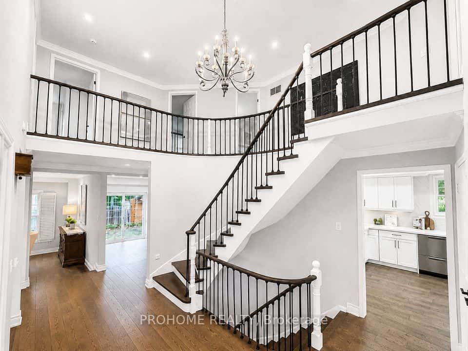 43 Rosemead Close, Markham, ON L3R 3Z4