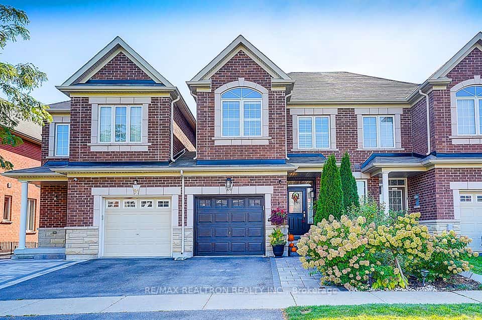 89 Walter Sinclair Court, Richmond Hill, ON L4E 0X5