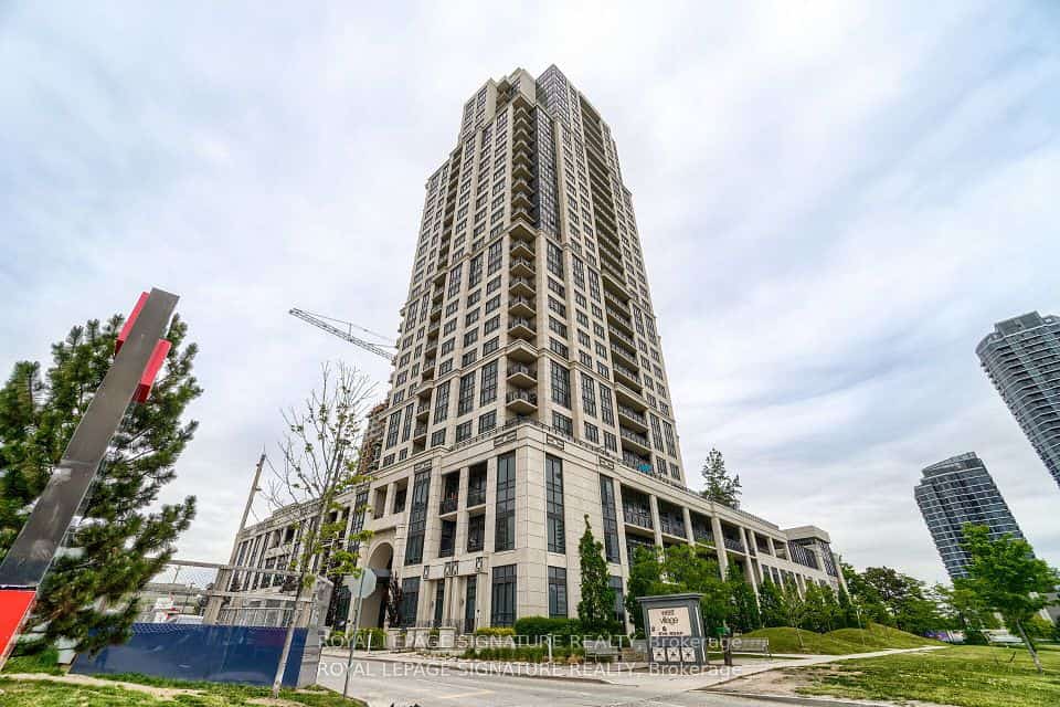 2 Eva Road E #926, Toronto, ON M9C 0A9