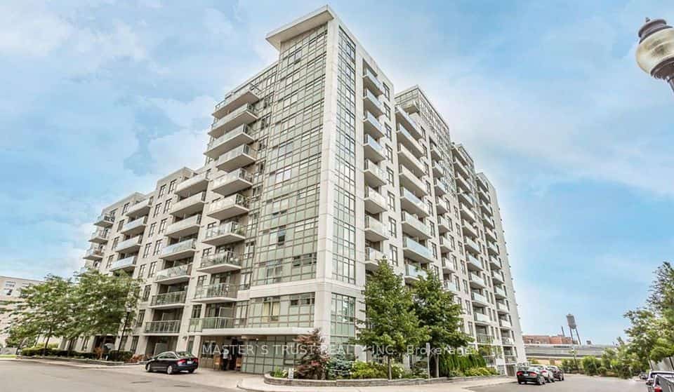 812 Lansdowne Avenue #302, Toronto, ON M6H 4K5