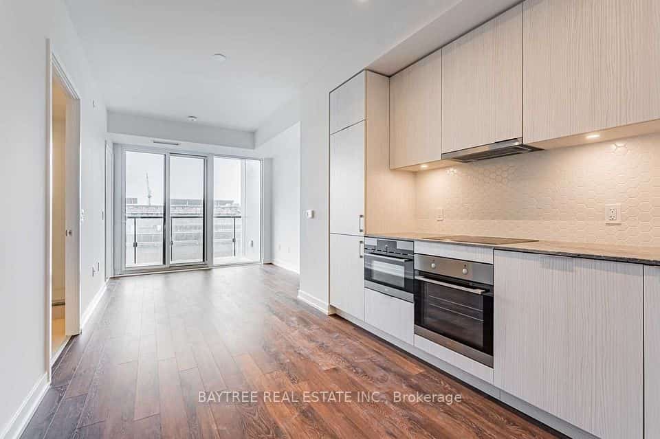 158 Front Street E #421, Toronto, ON M5A 0K9