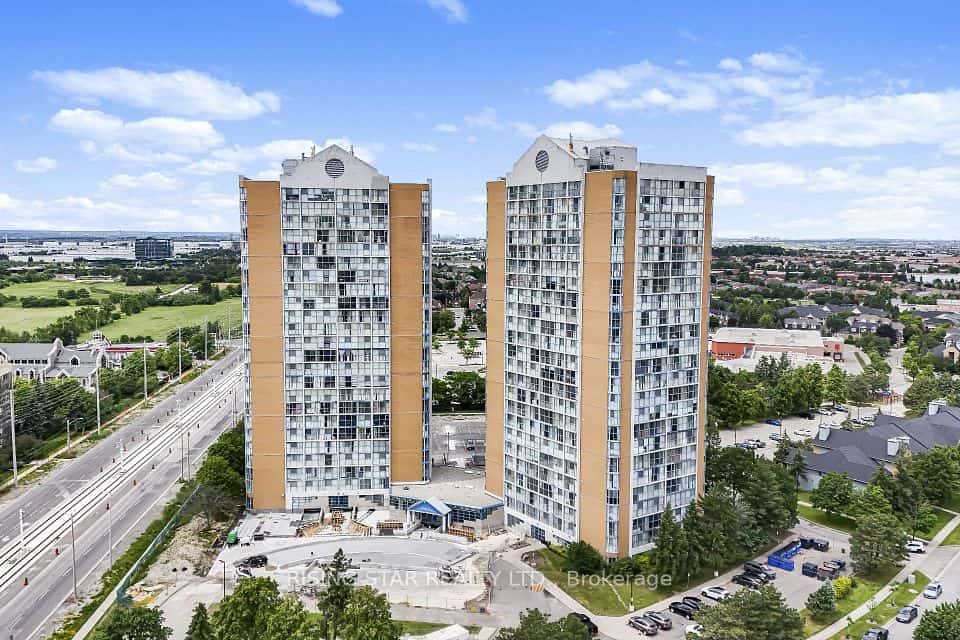 35 Trailwood Drive #311, Mississauga, ON L4Z 3L6