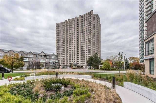 228 Bonis Avenue #1803, Toronto, ON M1T 3W4