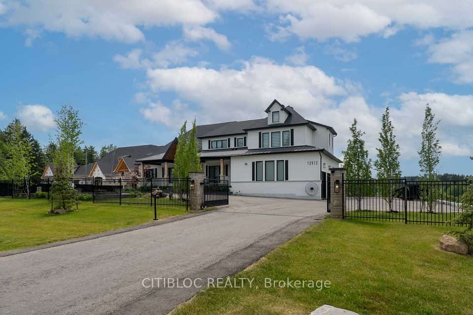 12912 Weston Road, King, ON L7B 1K4