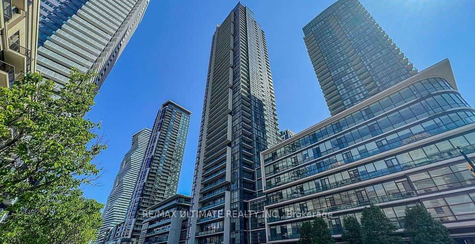 4070 Confederation Parkway #606, Mississauga, ON L5B 0E9